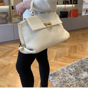 Ferragamo medium Sofia bag BLACK woven leather